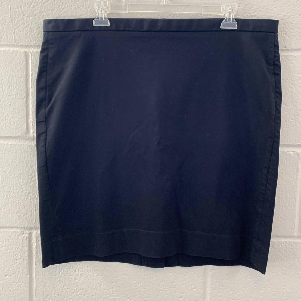 DONATED Gap Black Skirt with Back Slit